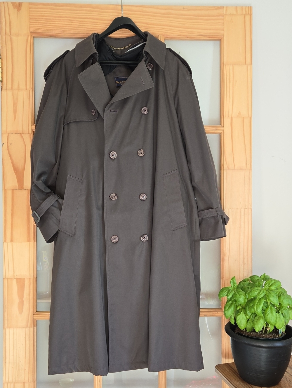 Vintage Men's Double-Breasted Trench Coat in Charcoal Leishman 40